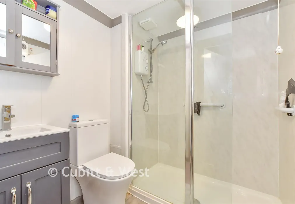 Shower Room - Simpson Road, Portsmouth, Hampshire - Wards of Kent