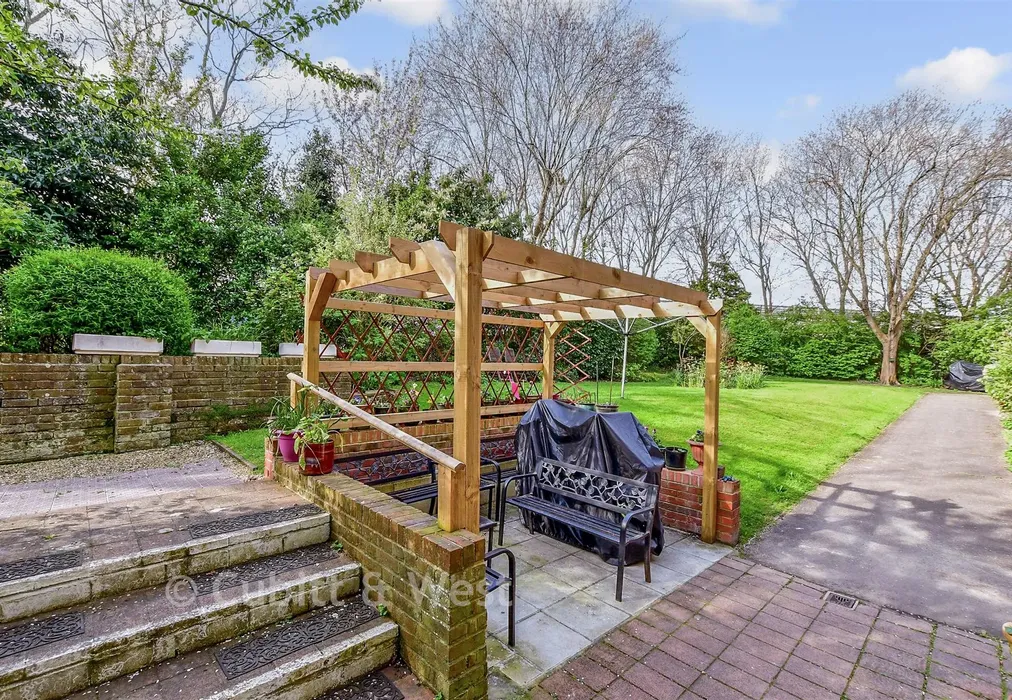 Communal Gardens - Simpson Road, Portsmouth, Hampshire - Wards of Kent