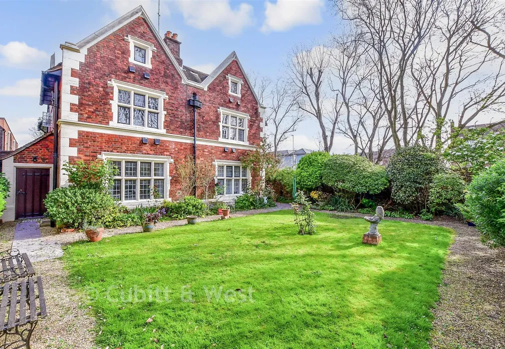 Communal Gardens - Simpson Road, Portsmouth, Hampshire - Wards of Kent