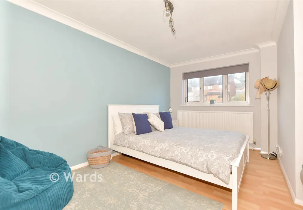 Bedroom 2 - Meadowbrook, Sandgate, Folkestone, Kent - Wards of Kent