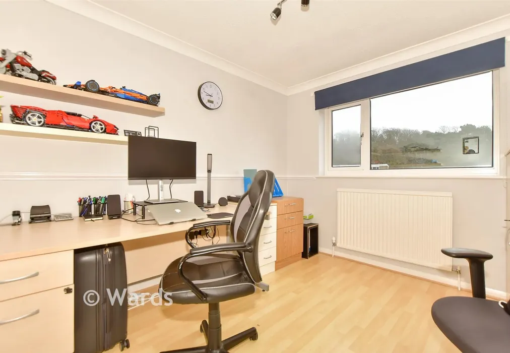 Bedroom 3 - Meadowbrook, Sandgate, Folkestone, Kent - Wards of Kent