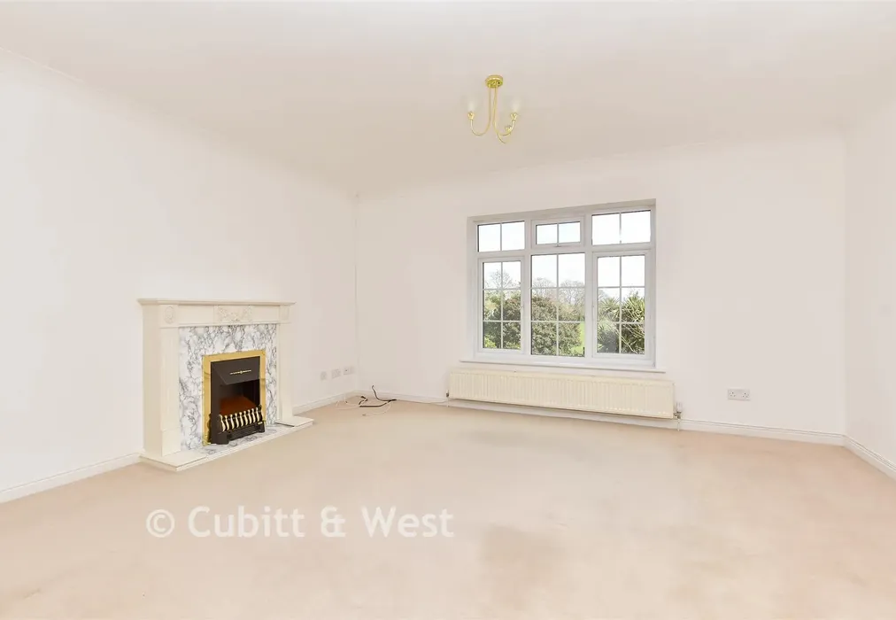 Lounge - Nash Close, Sutton, Surrey - Wards of Kent