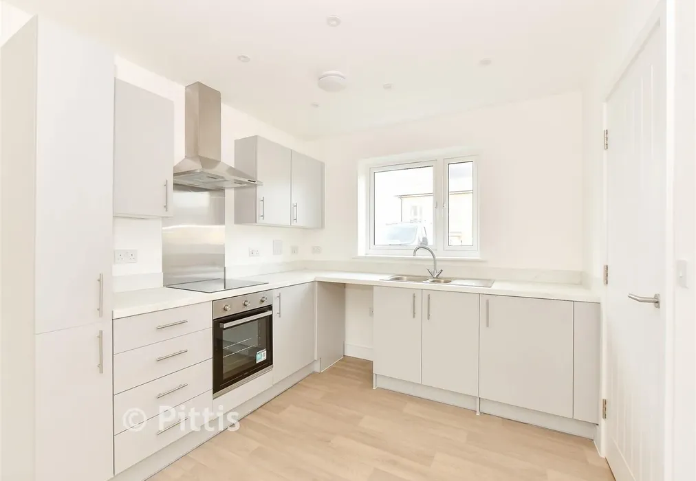 Kitchen - Acorn Avenue, Newport, Isle of Wight - Wards of Kent