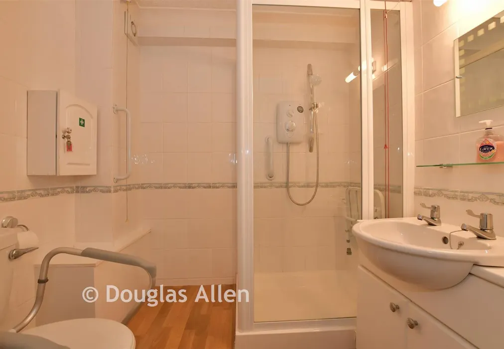 Shower Room - Church End Lane, Runwell, Wickford, Essex - Wards of Kent