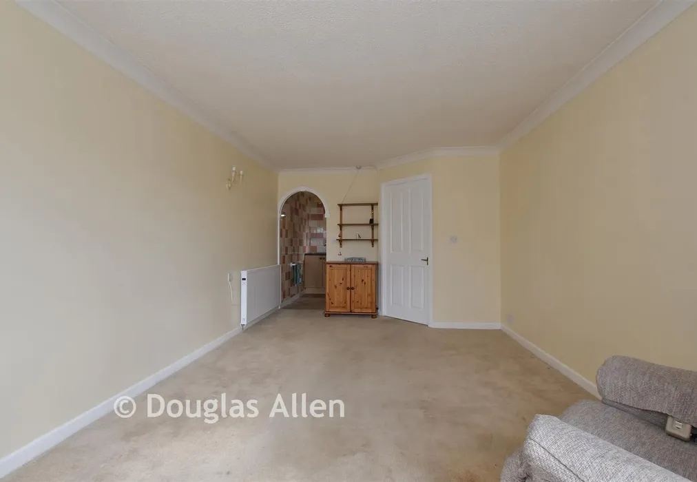 Lounge/Dining Room - Church End Lane, Runwell, Wickford, Essex - Wards of Kent