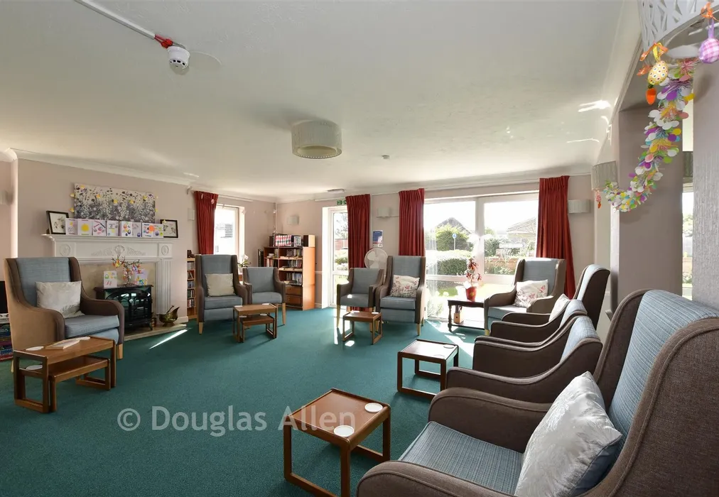Internal Lifestyle Photograph - Church End Lane, Runwell, Wickford, Essex - Wards of Kent