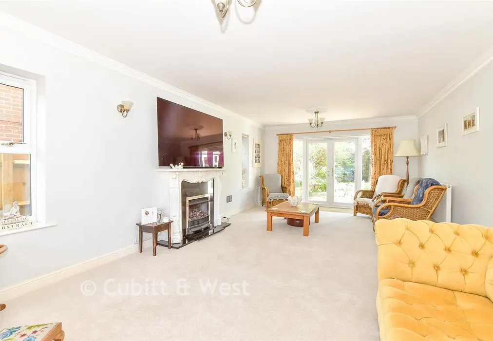 Sitting Room - St. Andrew's Lane, Tangmere, Chichester, West Sussex - Wards of Kent