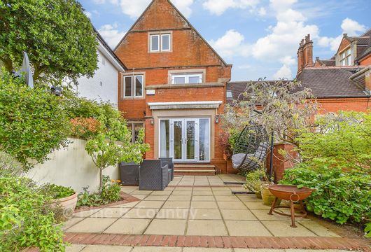 Shipbourne Road, Tonbridge, Kent - Wards of Kent