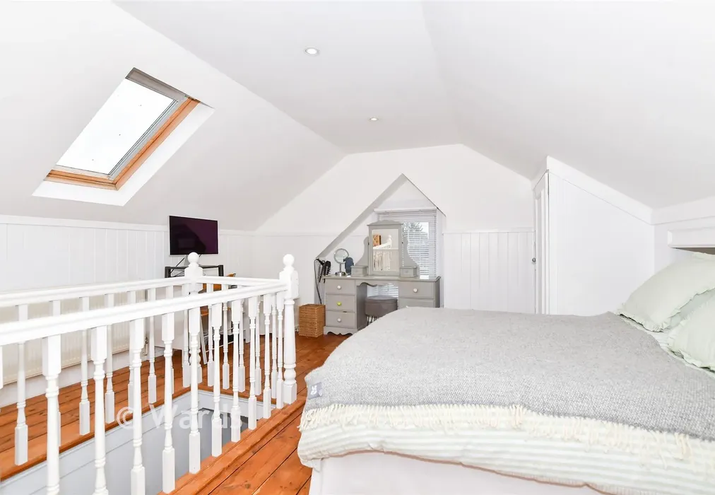 Bedroom 1 - Loose Road, Loose, Kent - Wards of Kent
