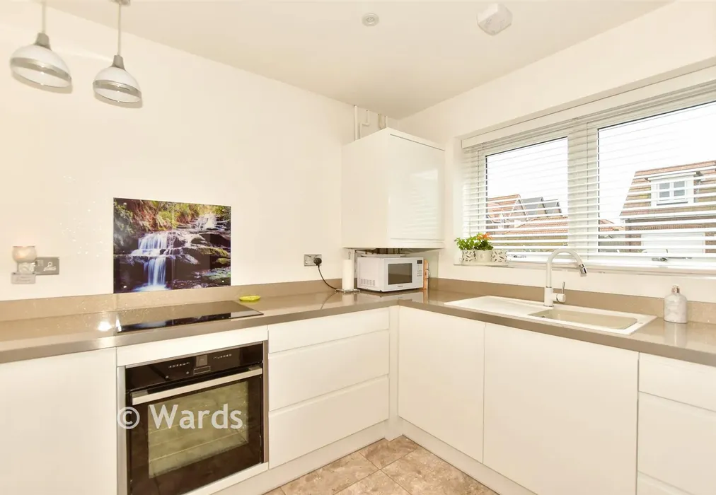 Kitchen - Crispin Close, New Romney, Kent - Wards of Kent