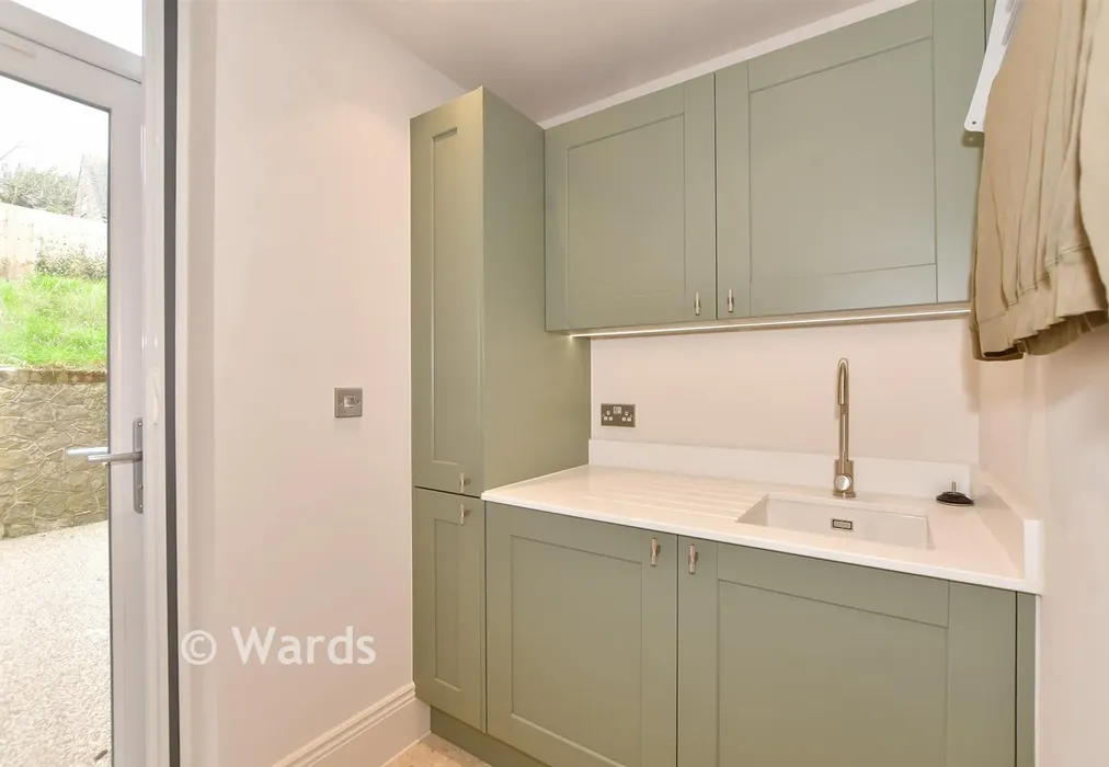 Utility Room - Seabrook Road, Hythe, Kent - Wards of Kent