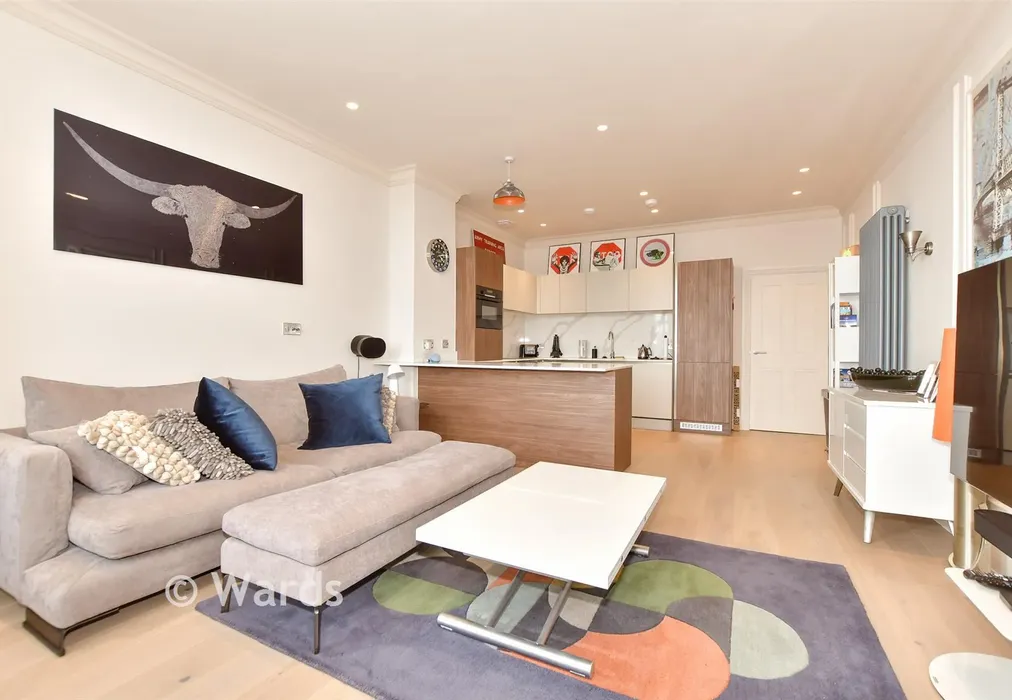 Lounge/ Kitchen - Seabrook Road, Hythe, Kent - Wards of Kent
