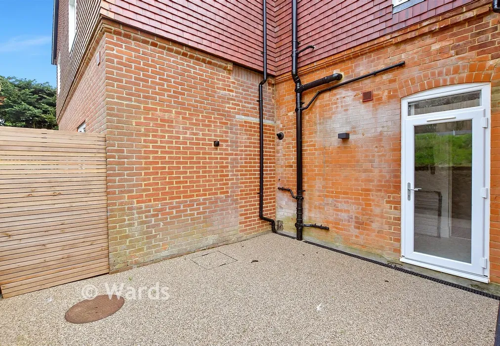 Patio / Decking - Seabrook Road, Hythe, Kent - Wards of Kent