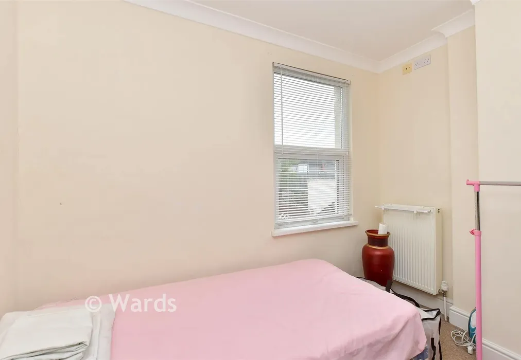 Bedroom 4 - Second Avenue, Chatham, Kent - Wards of Kent