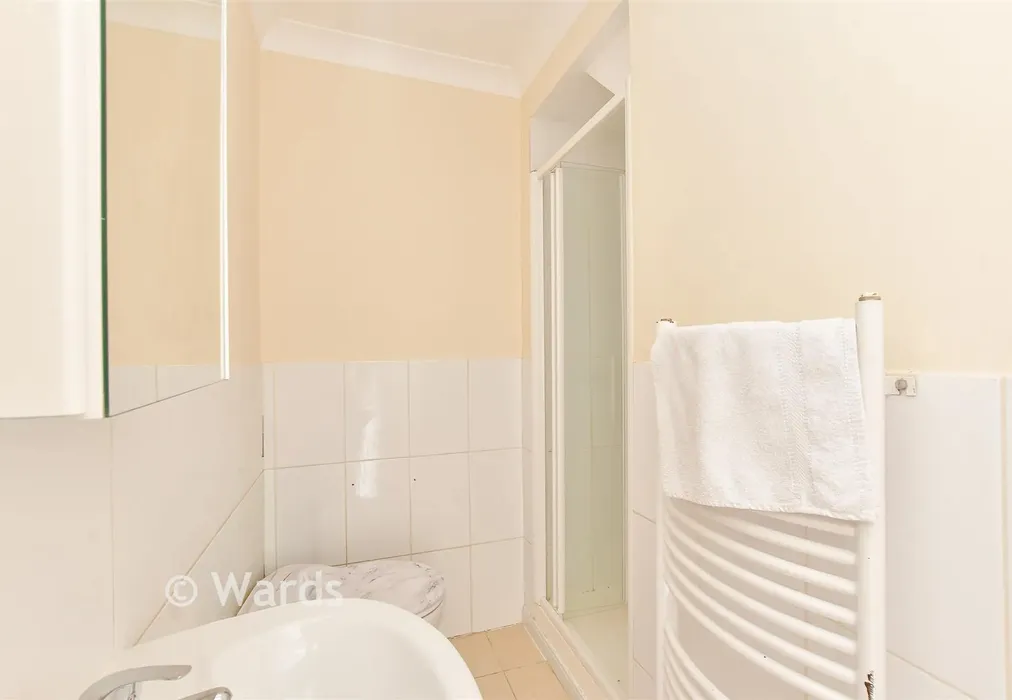 Shower Room - Second Avenue, Chatham, Kent - Wards of Kent