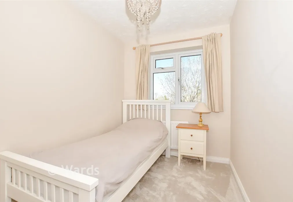 Bedroom 5 - Rocks Close, East Malling, Kent - Wards of Kent