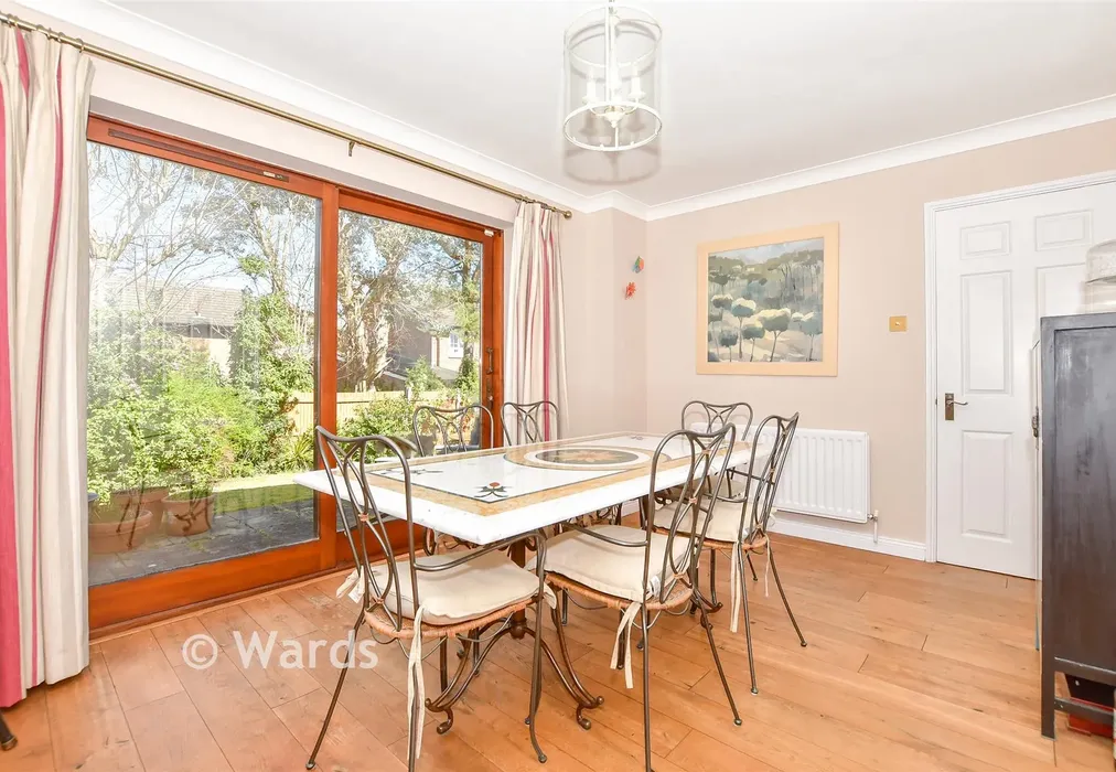 Dining Room - Rocks Close, East Malling, Kent - Wards of Kent