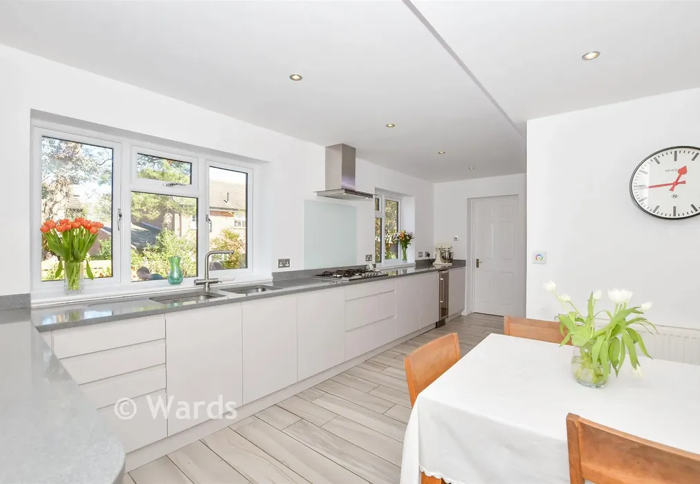 Kitchen/Diner - Rocks Close, East Malling, Kent - Wards of Kent