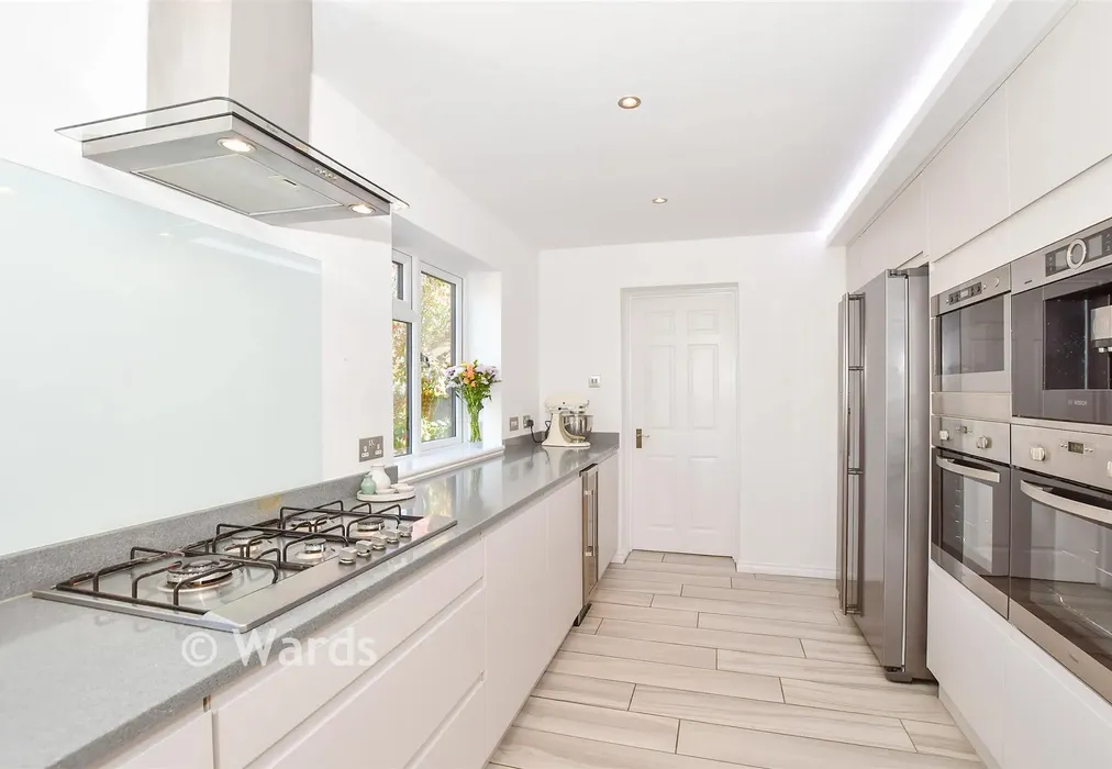 Kitchen/Diner - Rocks Close, East Malling, Kent - Wards of Kent