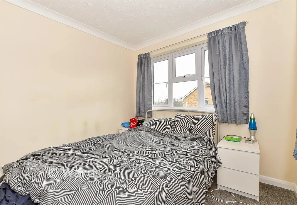 Bedroom - The Shires, Paddock Wood, Tonbridge, Kent - Wards of Kent