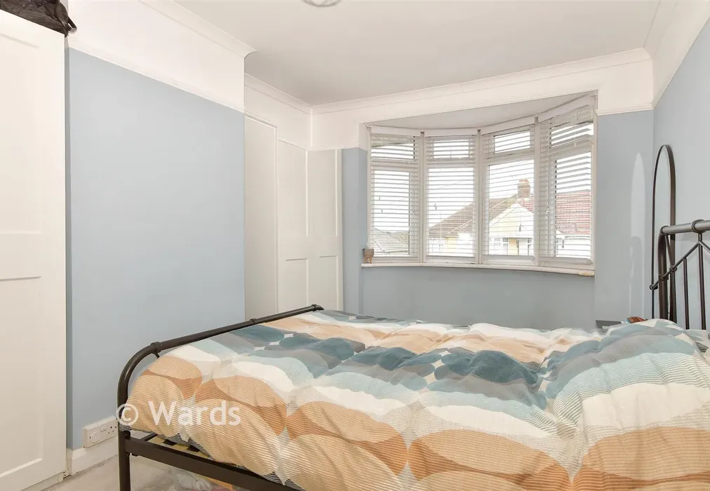 Bedroom 1 - Gloucester Avenue, Welling, Kent - Wards of Kent