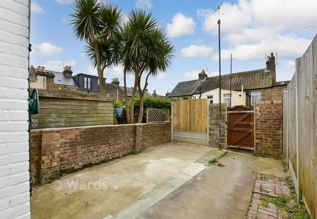 Rear Garden - Flora Road, Ramsgate, Kent - Wards of Kent