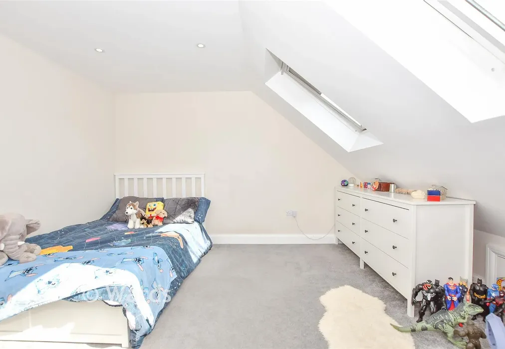 Bedroom 2 - Loose Road, Loose, Maidstone, Kent - Wards of Kent