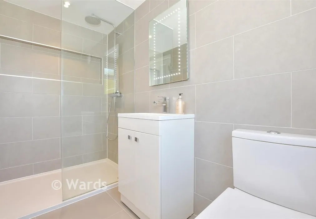 En-Suite Shower Room - Loose Road, Loose, Maidstone, Kent - Wards of Kent