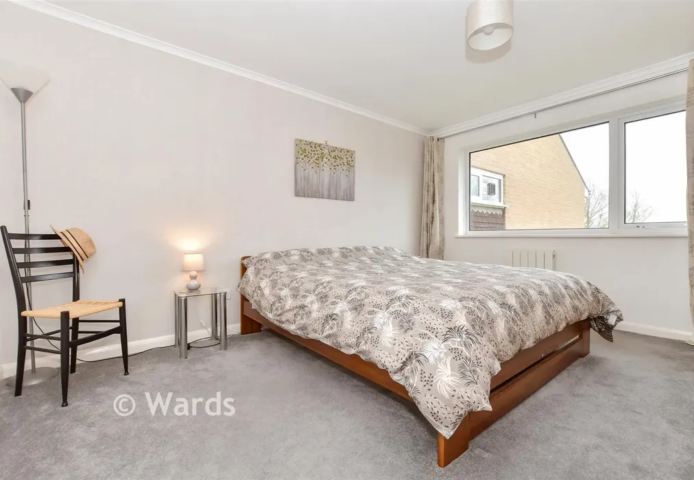 Bedroom 1 - Alpha Road, Birchington, Kent - Wards of Kent