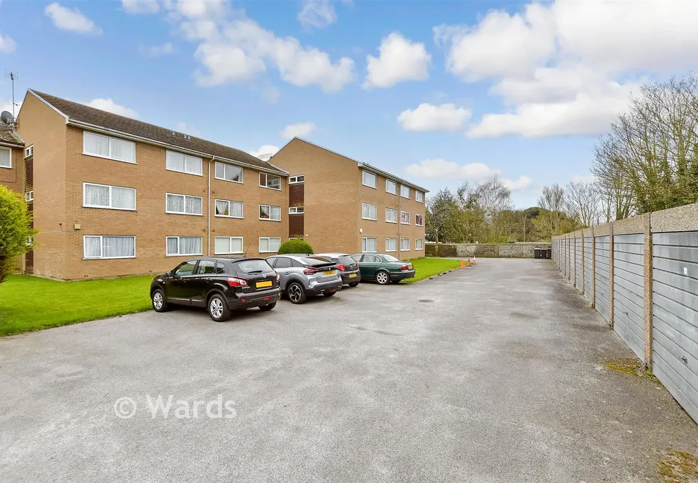Driveway/Parking - Alpha Road, Birchington, Kent - Wards of Kent