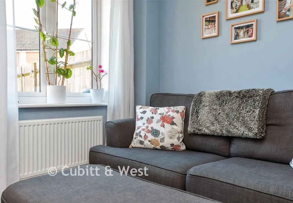 Internal Lifestyle Photograph - Navigation Drive, Yapton, Arundel, West Sussex - Wards of Kent