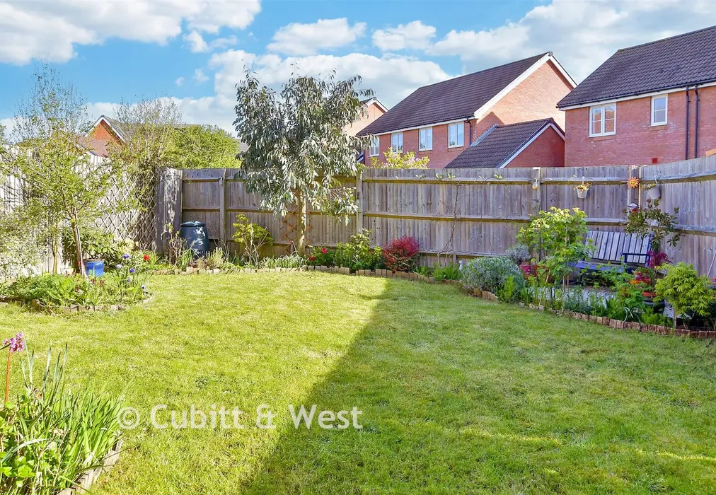 Rear Garden - Navigation Drive, Yapton, Arundel, West Sussex - Wards of Kent