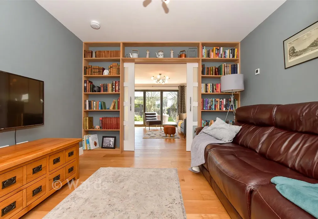 Internal Lifestyle Photograph - Deal Road, Sandwich, Kent - Wards of Kent