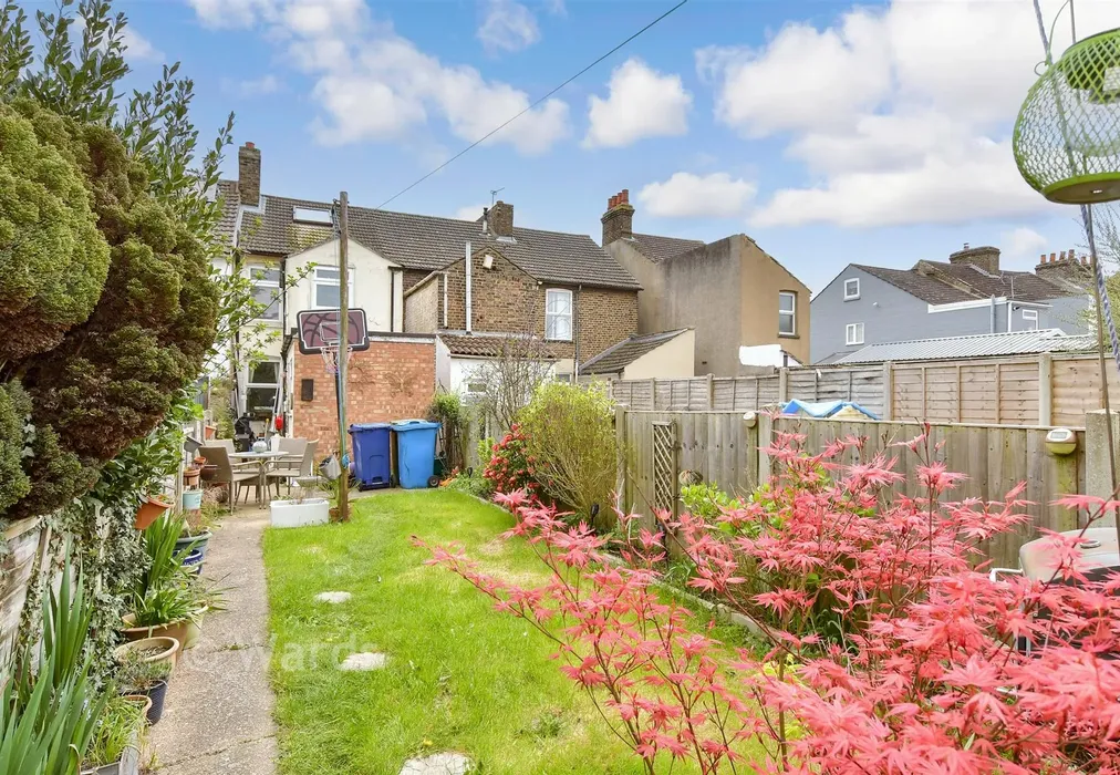 Rear Garden - Charlotte Street, Sittingbourne, Kent - Wards of Kent