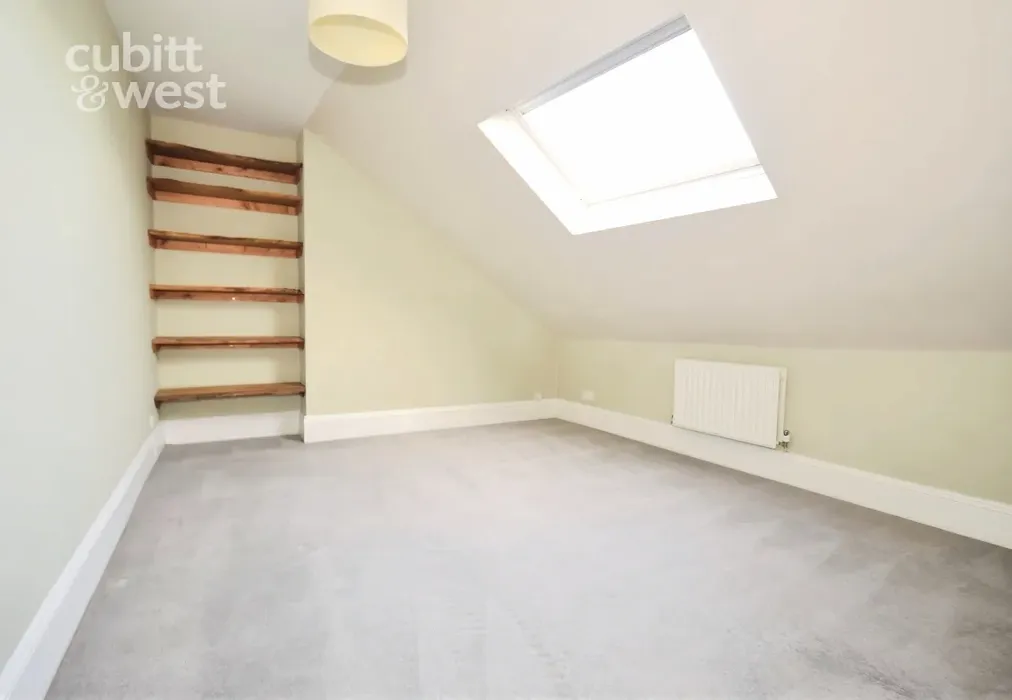 Bedroom 2 - Chichester Place, Brighton, BN2 - Wards of Kent