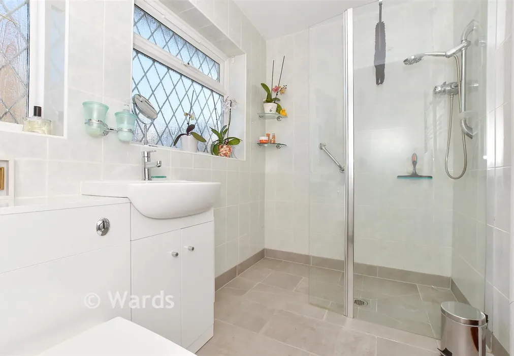 Shower Room - Ingle Close, Birchington, Kent - Wards of Kent