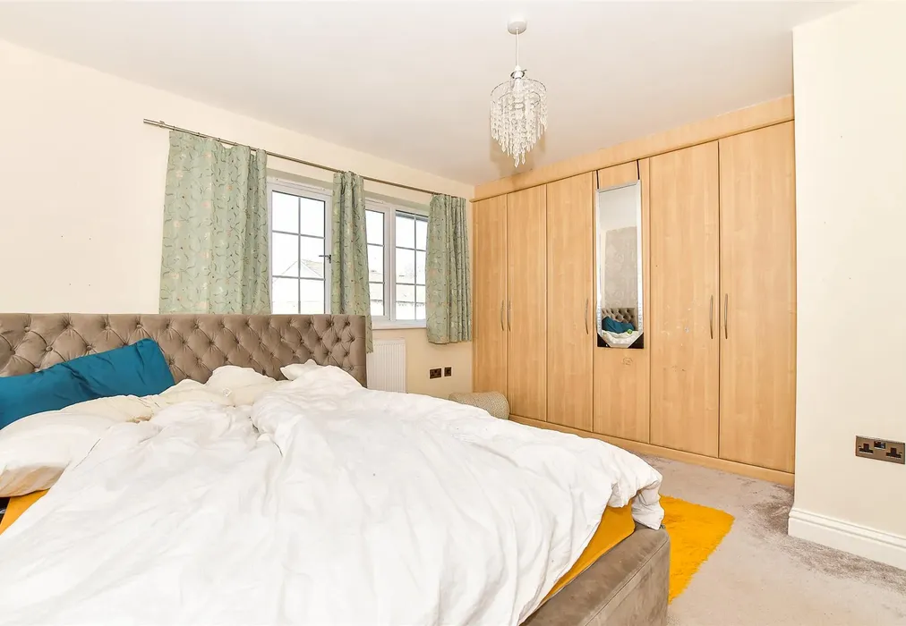 Bedroom 1 - Speldhurst Road, Langton Green, Tunbridge Wells, Kent - Wards of Kent