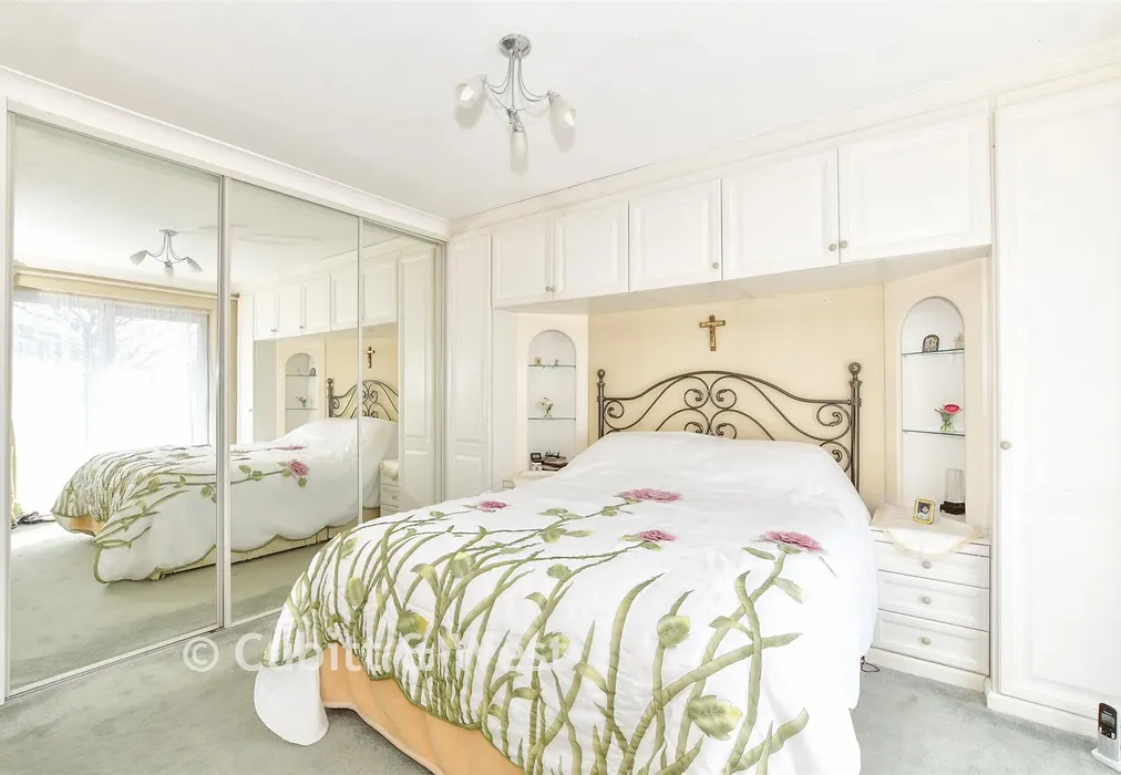 Bedroom 1 - School Lane, Denmead, Waterlooville, Hampshire - Wards of Kent