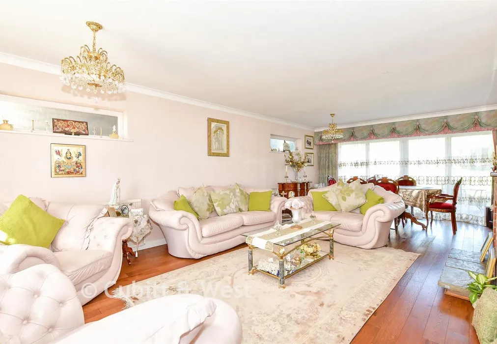Lounge - School Lane, Denmead, Waterlooville, Hampshire - Wards of Kent
