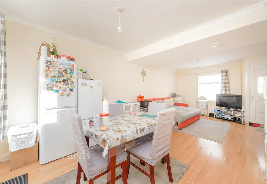 Lounge/Diner - East Street, Chatham, Kent - Wards of Kent