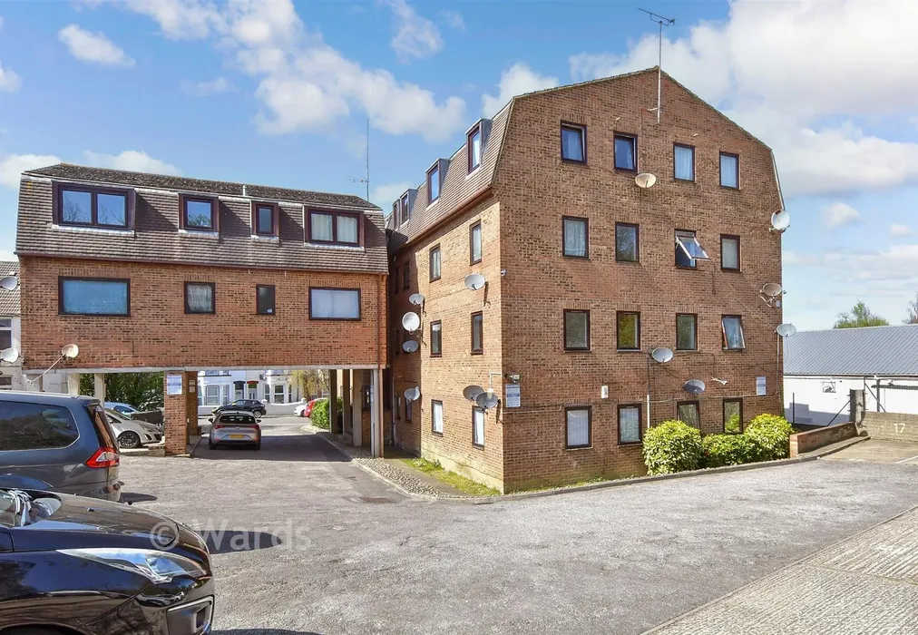 Rear Elevation - Richmond Road, Gillingham, Kent - Wards of Kent