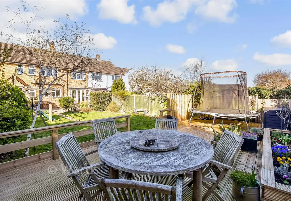 Patio / Decking - Boughton Lane, Loose, Maidstone, Kent - Wards of Kent