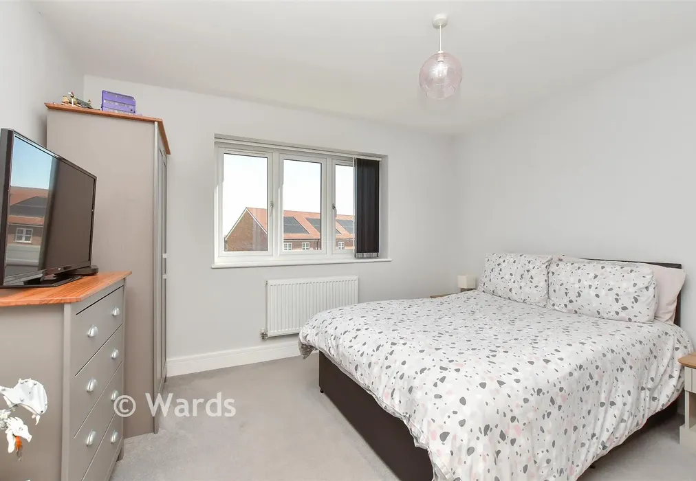 Bedroom 2 - The Tracies, Newington, Sittingbourne, Kent - Wards of Kent