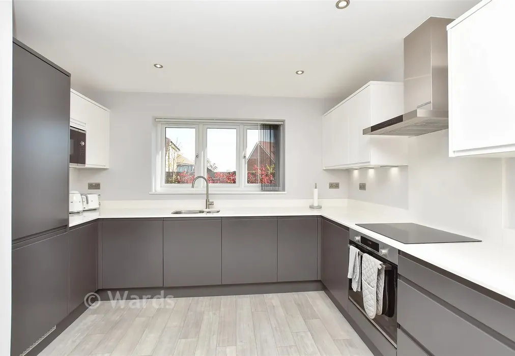 Kitchen/Breakfast Room - The Tracies, Newington, Sittingbourne, Kent - Wards of Kent