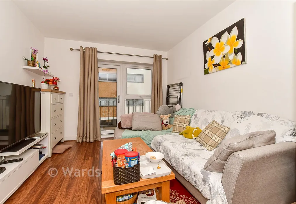 Kitchen/ Lounge/ Diner - Sovereign Way, Tonbridge, Kent - Wards of Kent
