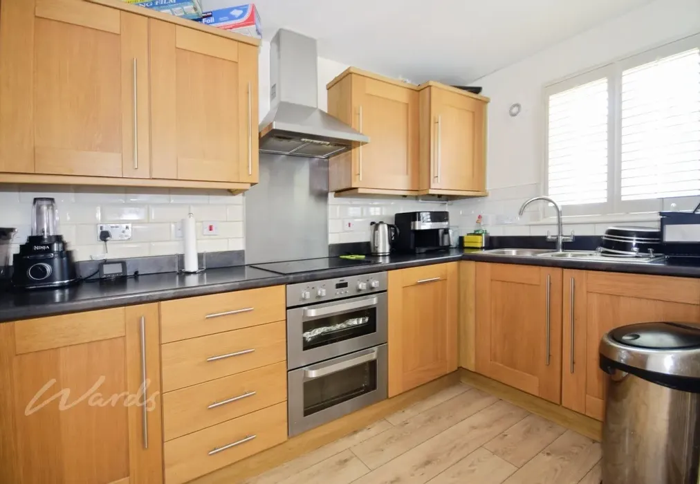 gamelan kitchen - Gamelan Walk Hoo ME3 - Wards of Kent