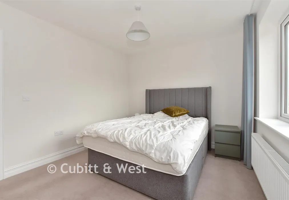 Bedroom 3 - Lorimer Avenue, Cranleigh, Surrey - Wards of Kent