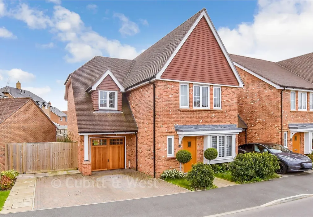 External (Web) - Lorimer Avenue, Cranleigh, Surrey - Wards of Kent