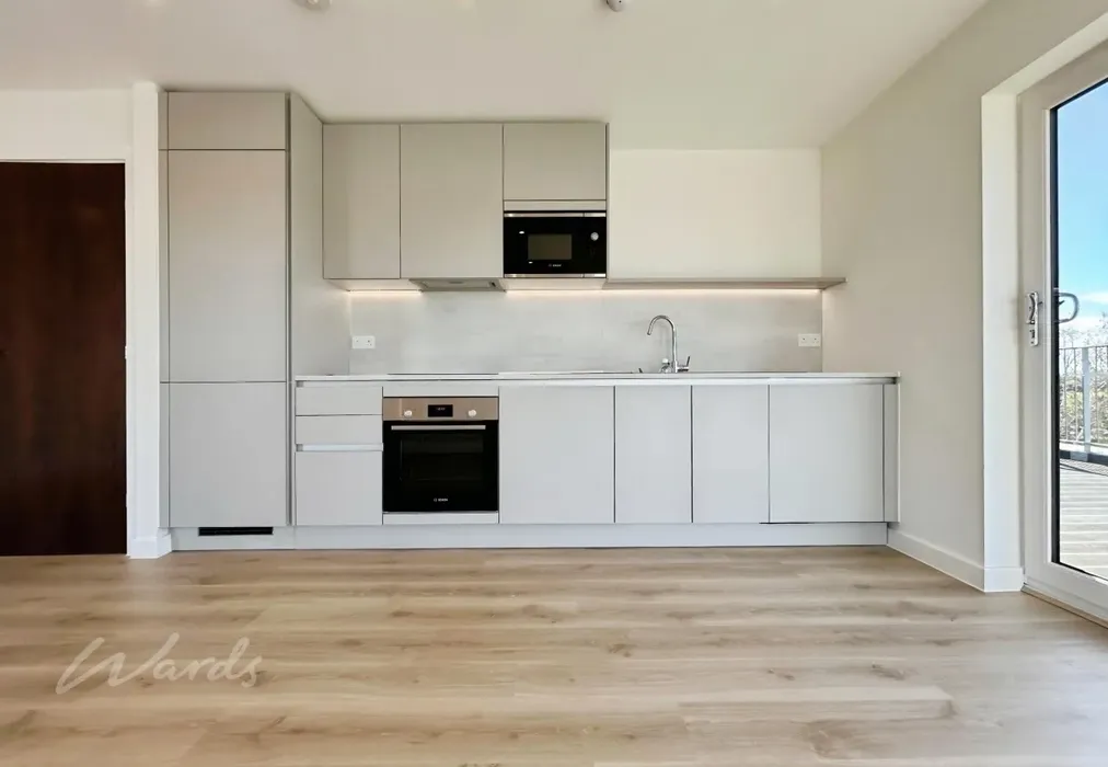 kitchen - Station Road Paddock Wood TN12 - Wards of Kent