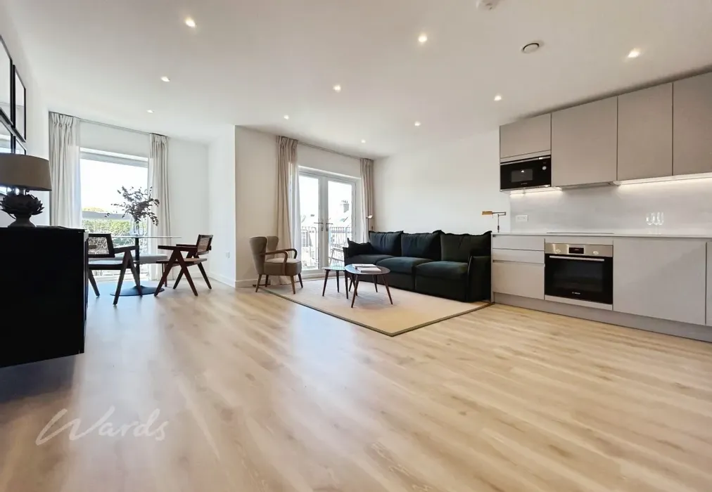 lounge - Station Road Paddock Wood TN12 - Wards of Kent